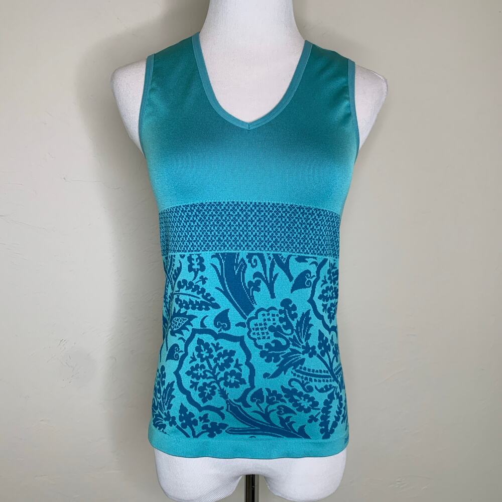 Blue Print Seamless Workout Tank Top Sz Medium